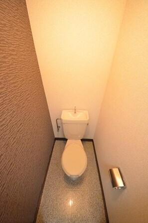 カームマンション明神町の物件内観写真